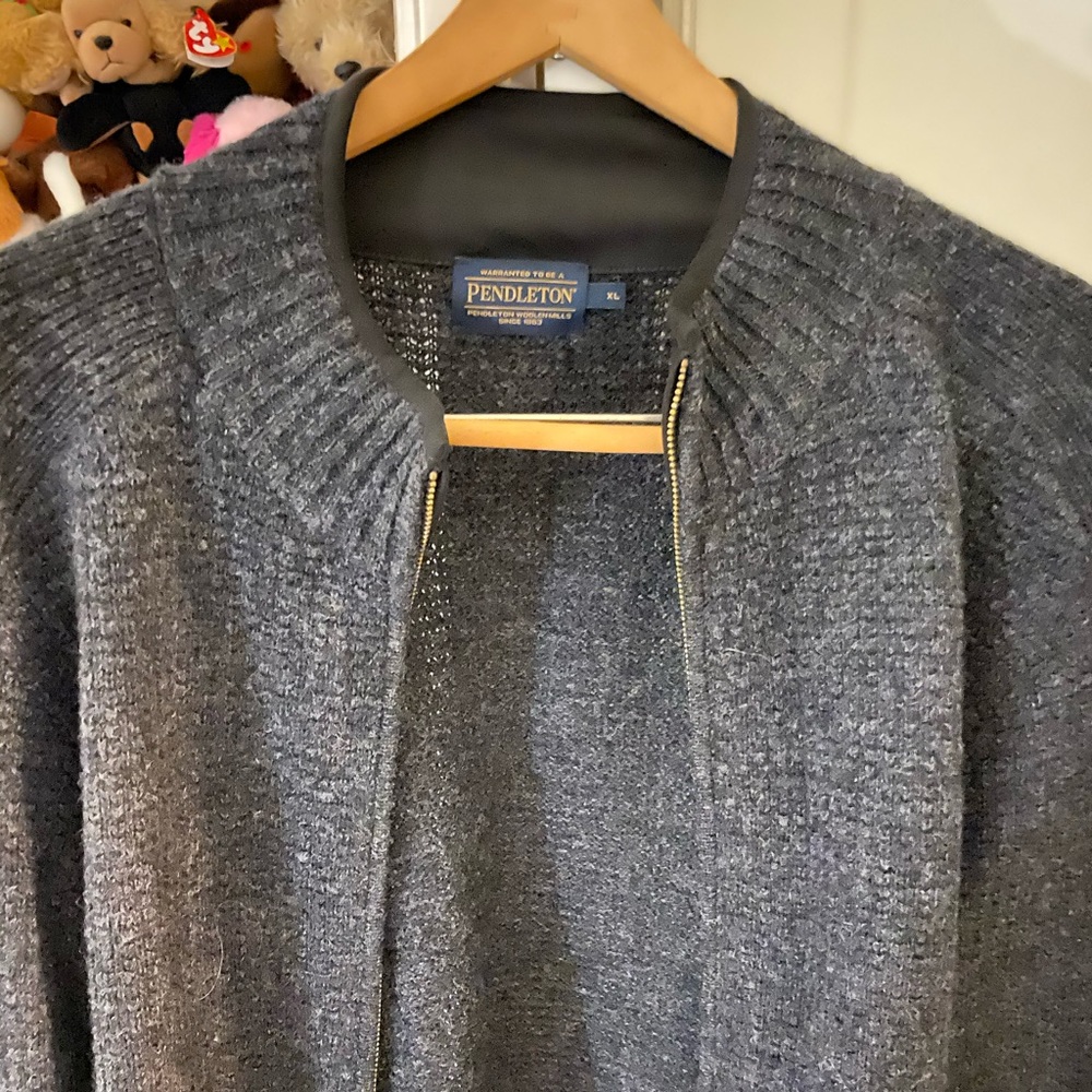 Men’s full zip Shetland cardigan